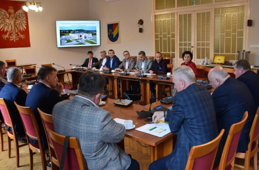 Konwent Burmistrza i Wójtów Powiatu Żywieckiego – rozmowy o szpitalu, OSP i potrzebach mieszkańców